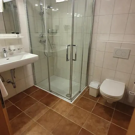 Garni Dorfblick 호텔 장크트안톤암아를베르크