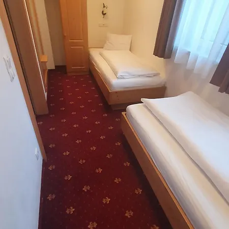 호텔 Garni Dorfblick 장크트안톤암아를베르크