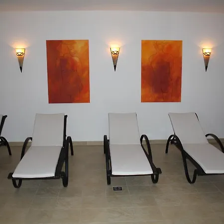 Garni Dorfblick 호텔 장크트안톤암아를베르크