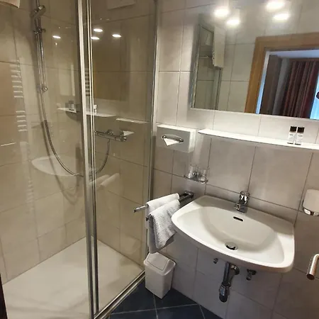 호텔 Garni Dorfblick 장크트안톤암아를베르크