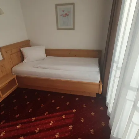 Garni Dorfblick 3* 장크트안톤암아를베르크